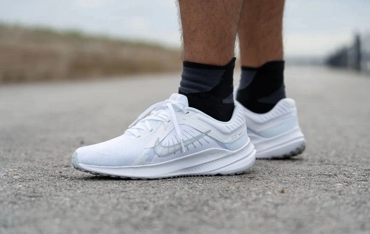 🟢 NEW 🟢 Nike Men’s Athletic Sport Sneaker - (Size 12 US)