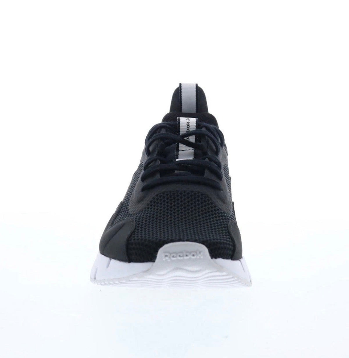✅ NEW ✅  Women’s Reebok Athletic Running Sneaker - (Size 9 US)
