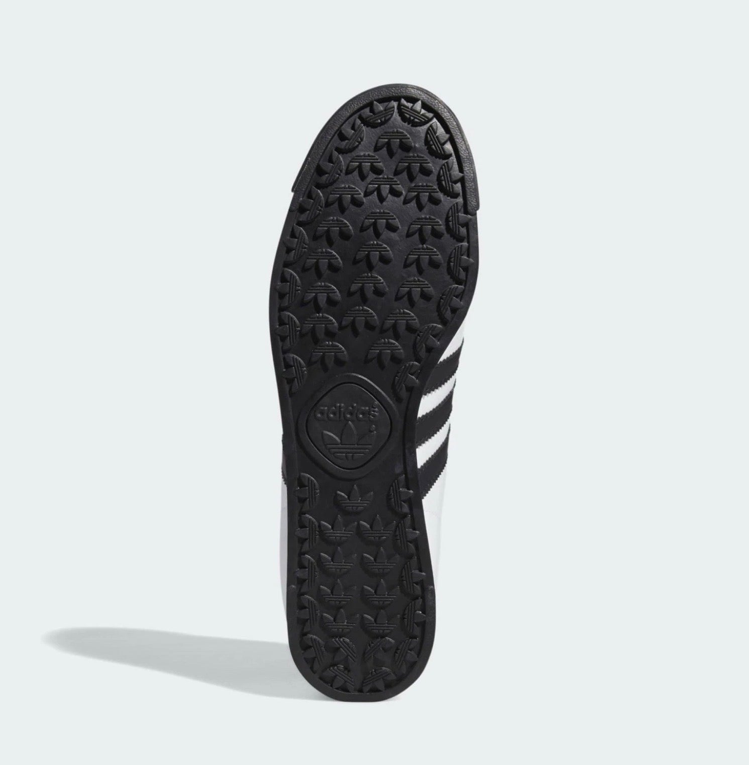 ✅ NEW ✅ Adidas Men’s Samoa Classic Athletic Shoe - (Men’s SZ 10.5)