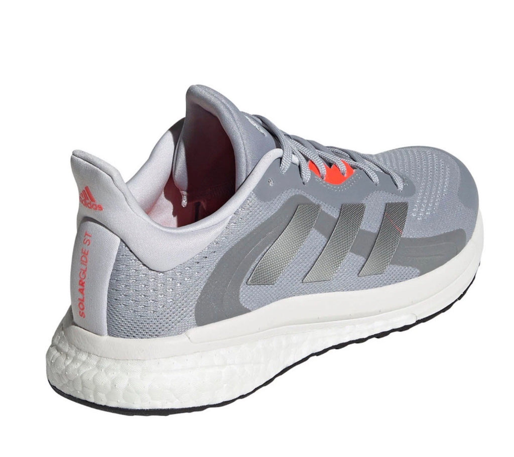 ✅ NEW ✅ Adidas Women’s Athletic Sport Sneaker - (Women’s Size 6 US)