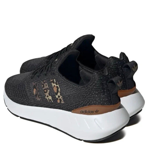 ✅ NEW ✅ Adidas Women’s Athletic Sport Sneaker - (Women’s Size 10.5 US)