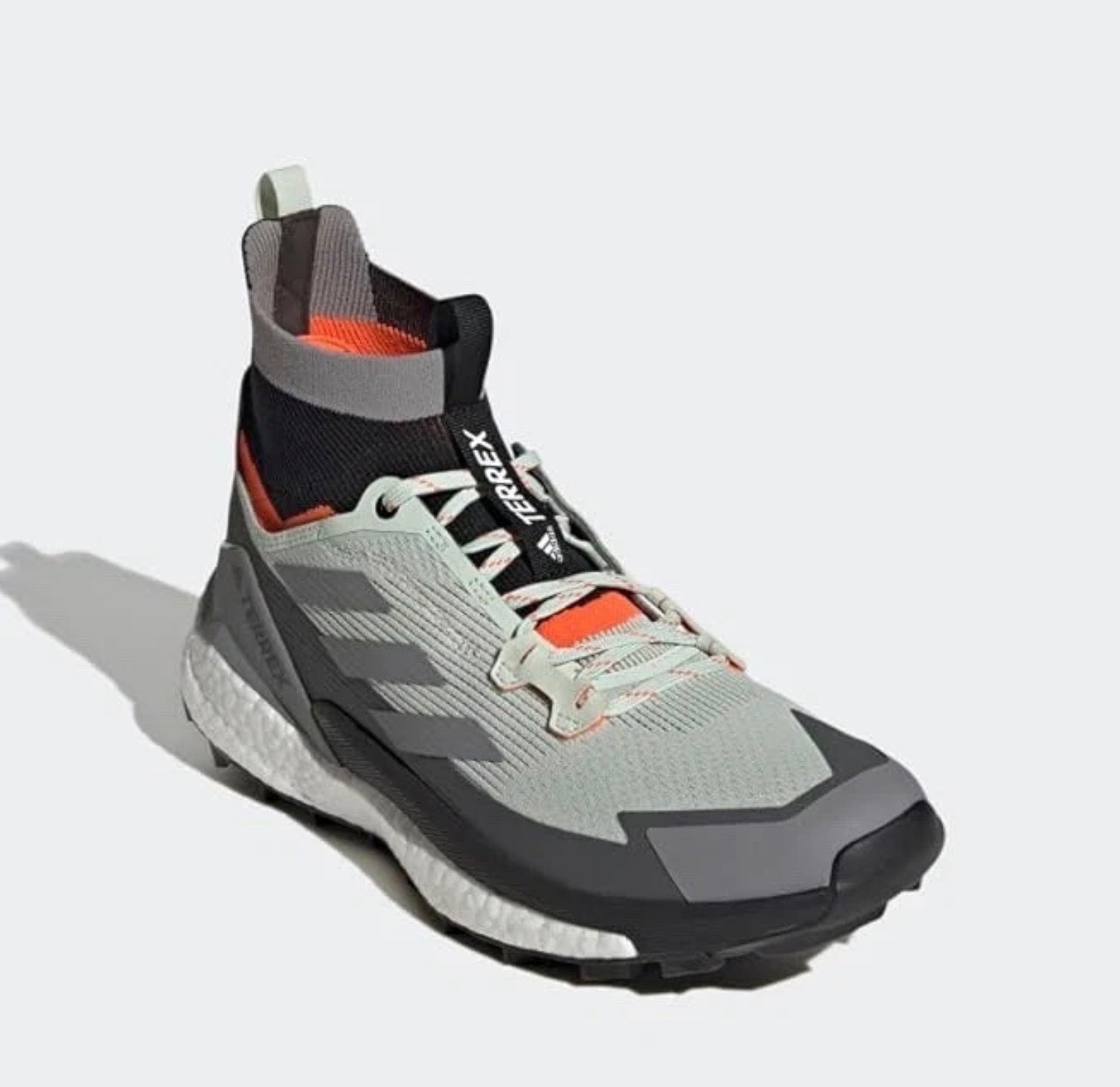 ✅ NEW ✅ Adidas Men’s Athletic Sneaker - Adidas Terrex  (Men’s Size 7.5 US)