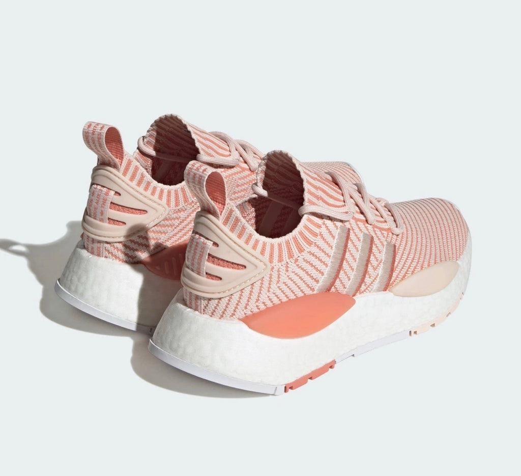 ✅ NEW ✅ Adidas Athletic Sport Sneaker - (WMNS SZ 11 US) (Men SZ 9.5 US)