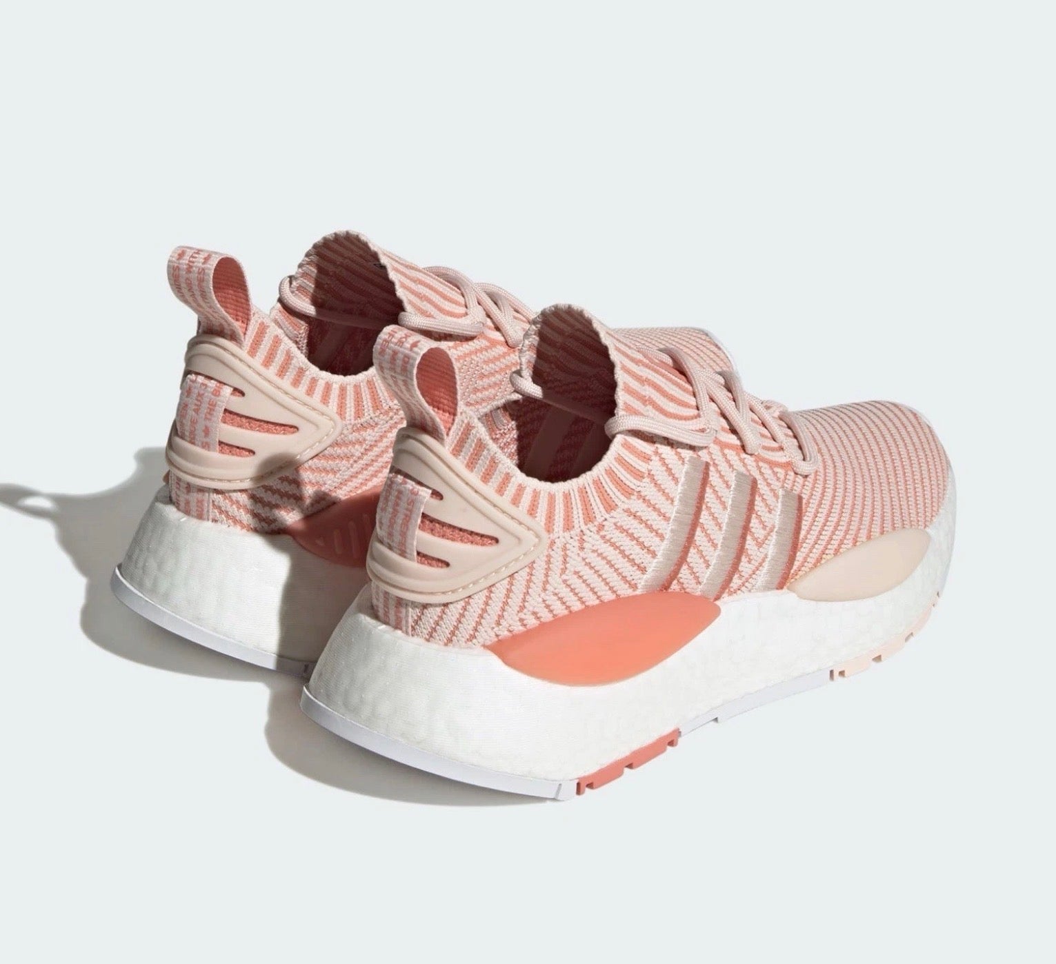 ✅ NEW ✅ Adidas Athletic Sport Sneaker - (WMNS SZ 11 US) (Men SZ 9.5 US)