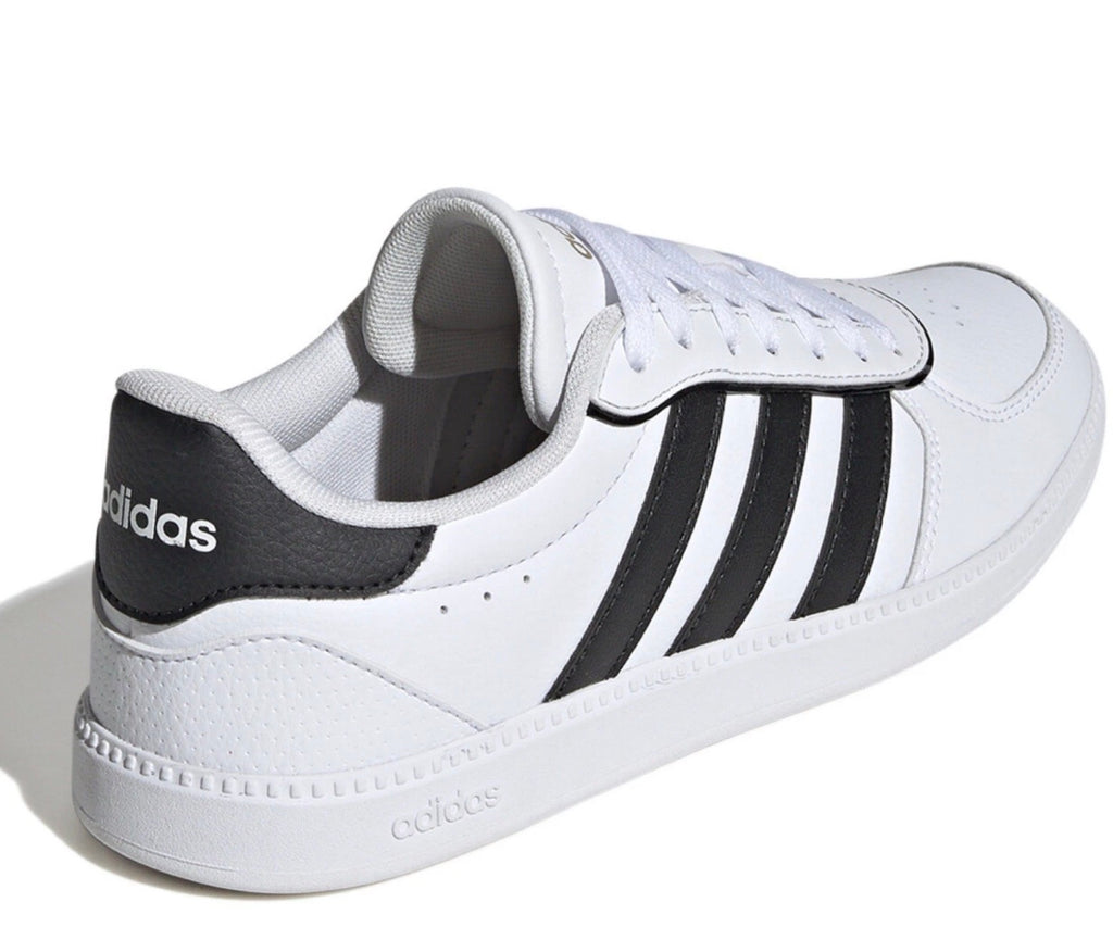 ✅ NEW ✅ Adidas Women’s Athletic Sport Sneaker - (WMNS SZ 9 US) (Men’s SZ 7.5 US)