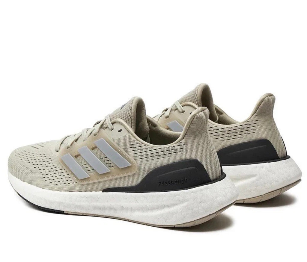 ✅ NEW ✅ Men’s Adidas Athletic Running Sneaker - (Men’s 10 US)
