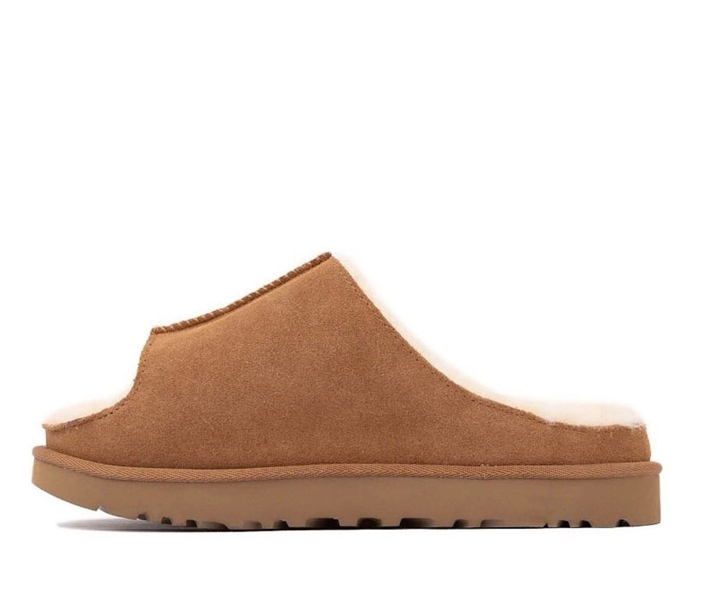 ✅ NEW ✅ UGG Women’s Slip On Sandal - (Women’s Size 6 US)