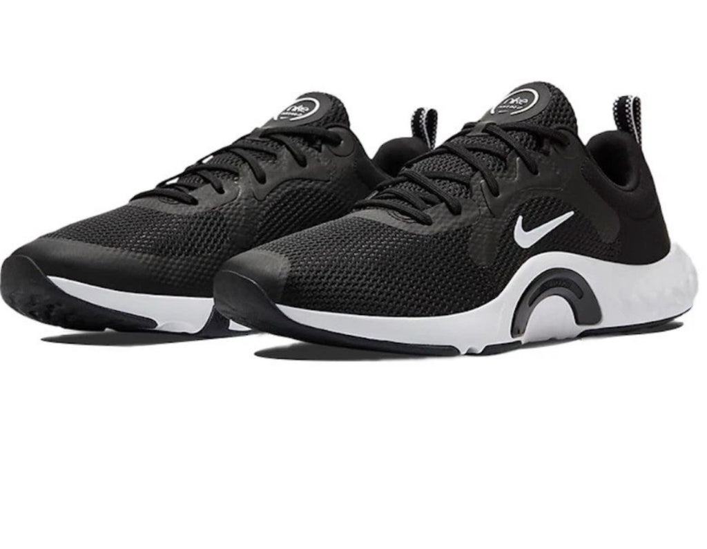 ✅ NEW ✅ Nike Women’s Athletic Running Sneaker - (Women’s Size 8.5 US)