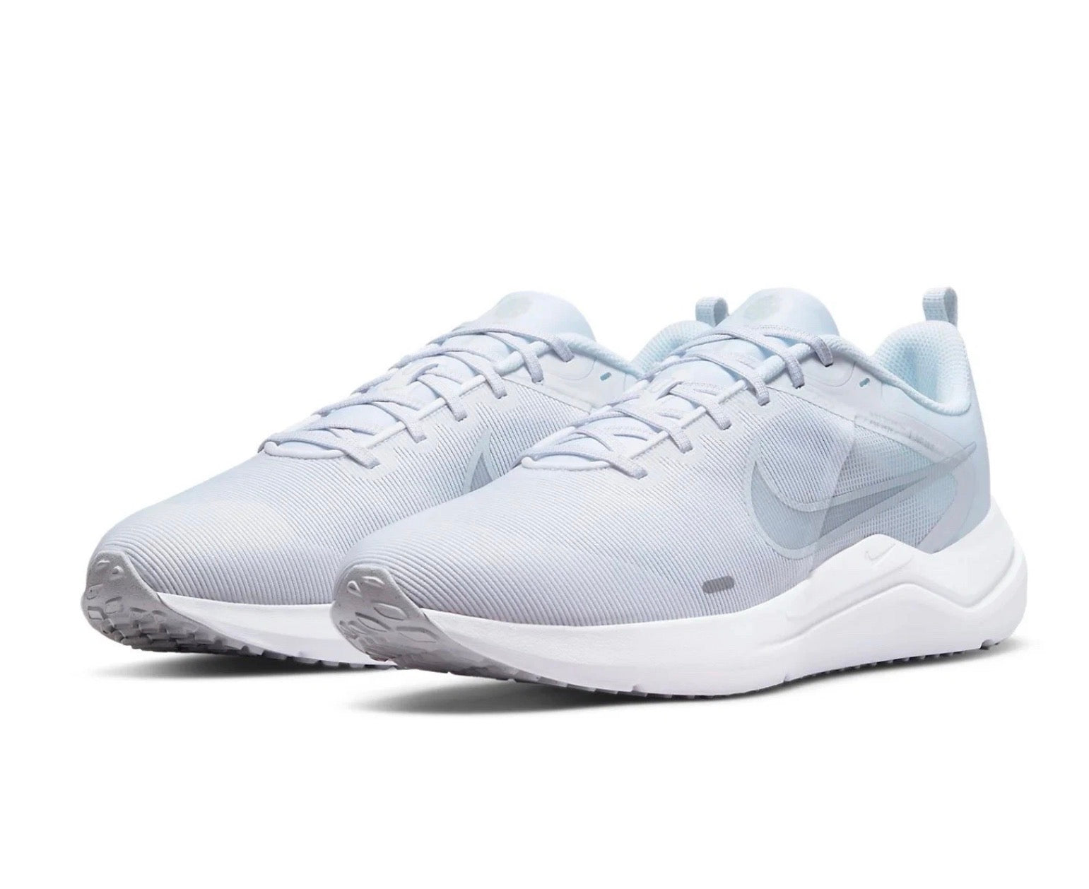 ✅ NEW ✅ Nike Men’s Athletic Running Sneaker - (Men’s Size 11.5 US)