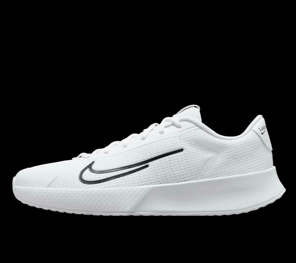✅ NEW ✅ Nike Men’s Athletic Sport Sneaker - (Men’s Size 10 US)