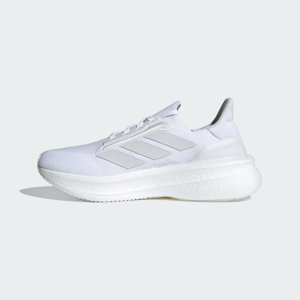 🟢 NEW 🟢 Men’s Adidas Ultraboost 5X Running Sneaker - (Men’s Size 8 US)
