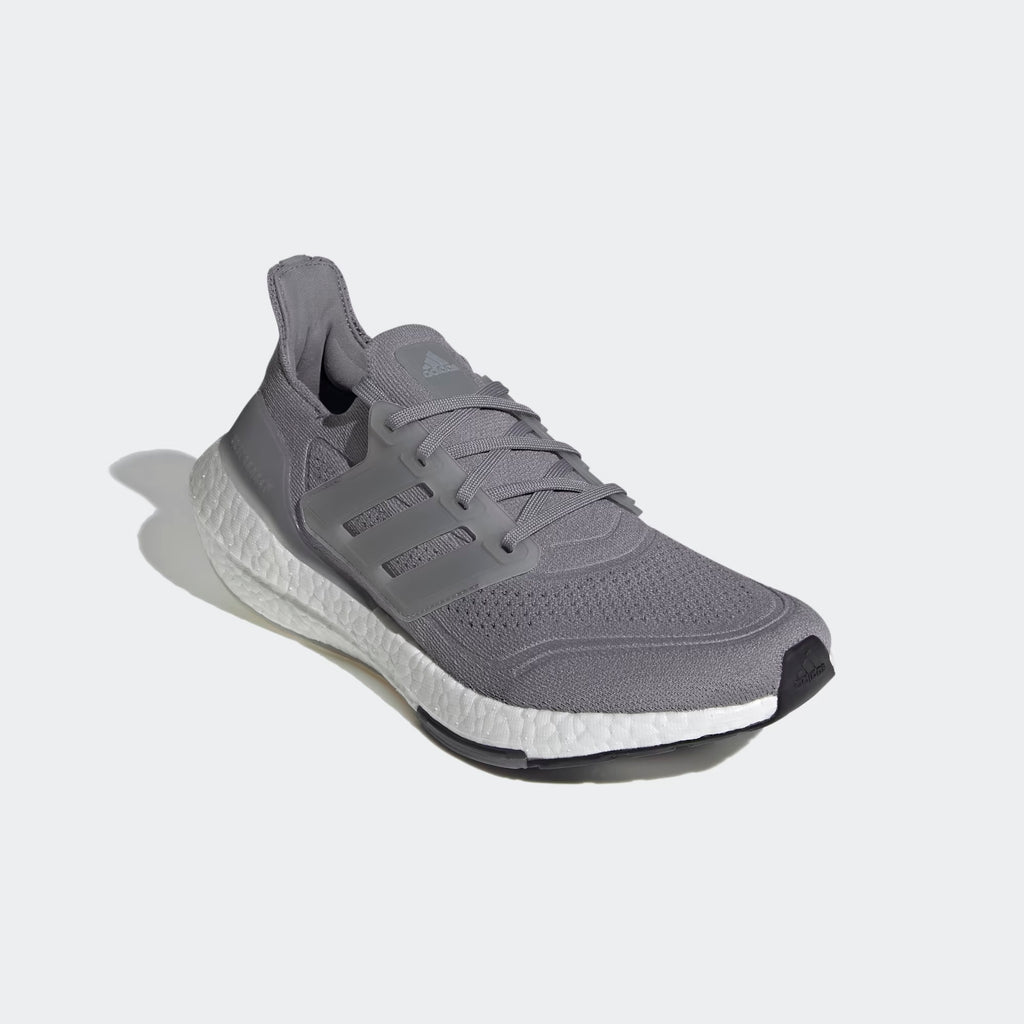 🟢 NEW 🟢 Men’s Adidas Ultraboost Running Sneaker - (Men’s Size 10.5 US)