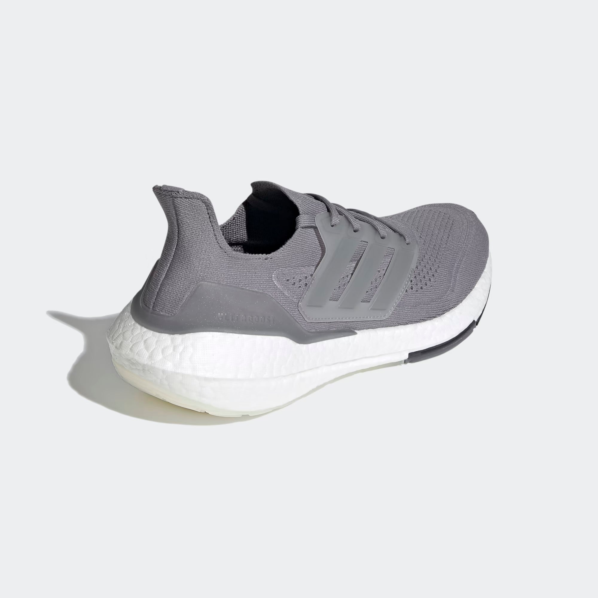 🟢 NEW 🟢 Men’s Adidas Ultraboost Running Sneaker - (Men’s Size 10.5 US)