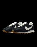 🟢 NEW 🟢 Nike Women’s Athletic Sport Sneaker - (Men’s 8 US) (WMNS 9.5 US)