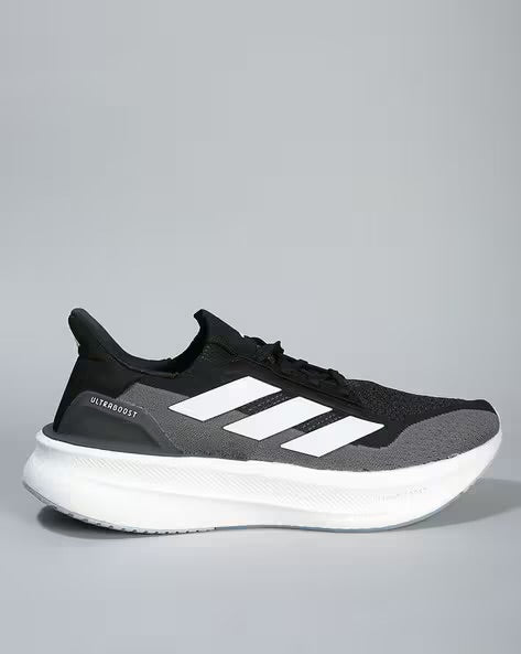 🟢 NEW 🟢 Women’s Adidas Ultraboost 5X Athletic Sneaker - (Women’s SZ 6 US)