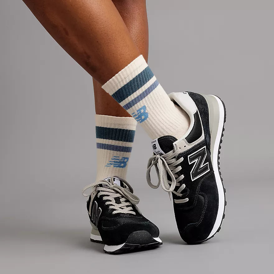 🟢 NEW 🟢 Men’s New Balance 574 Athletic Sneaker - (Men’s Size 9.5 US)