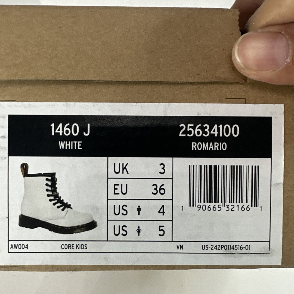 🟢 NEW 🟢 Doc Martens 1460 Platform Leather Boot - (Women’s Size 5 US)