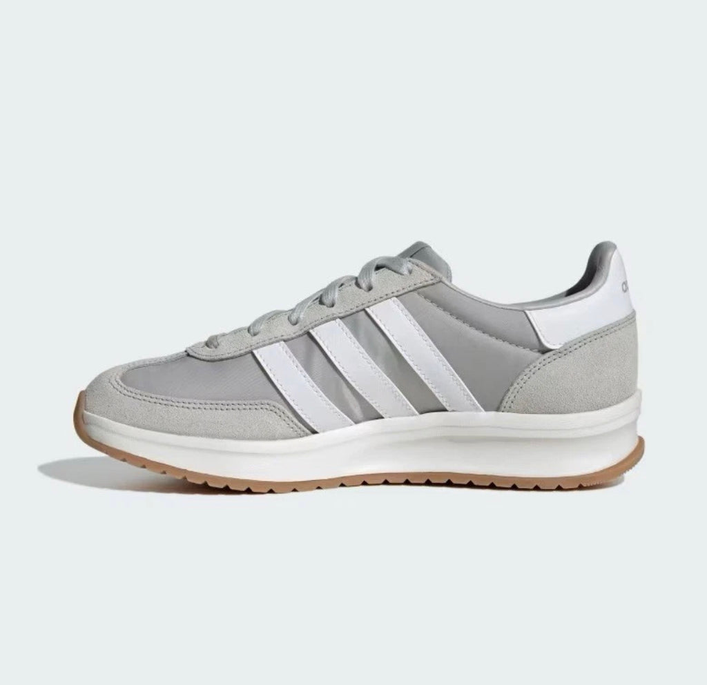 🟢 NEW 🟢 Adidas Women’s Athletic Sport Sneaker - (Women’s 8.5 US)