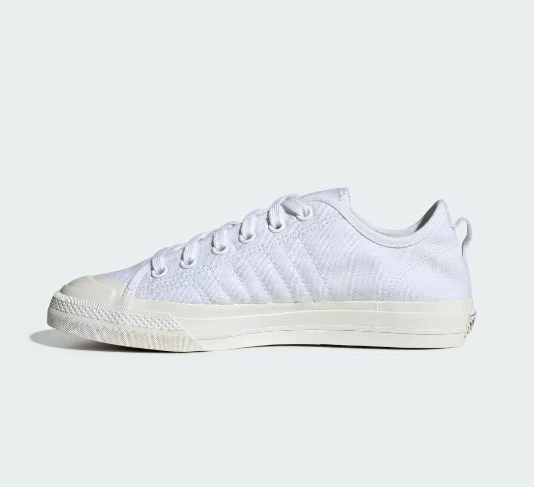 🟢 NEW 🟢 Adidas Men’s Athletic Sport Sneaker - (Men’s SZ 11 US)
