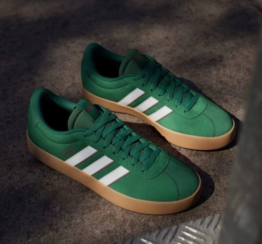 🟢 NEW 🟢 Adidas Men’s Athletic Sport Sneaker - (Men’s SZ 11 US)
