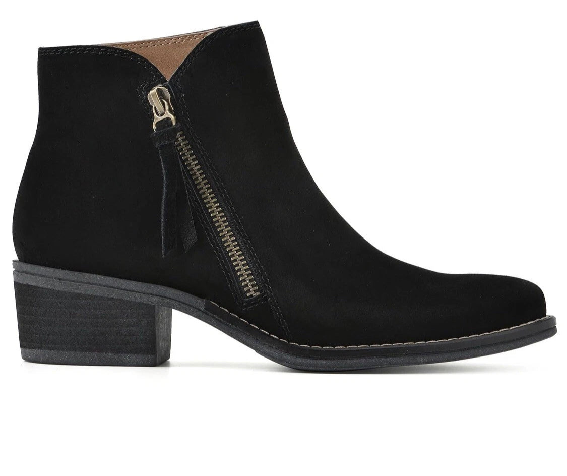 🟢 NEW 🟢 Women’s Slip On Ankle Boots - White Mountain (Size 9 US)✅📦
